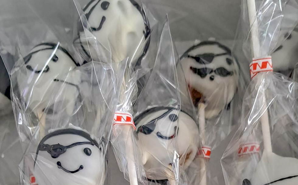 Tolle “Piraten Cake-Pops” von Miss Cupcake Berlin für unseren Segelausflug